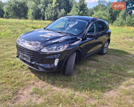 Черный Форд Эскейп, объемом двигателя 1.5 л и пробегом 58 тыс. км за 13800 $, фото 1 на Automoto.ua