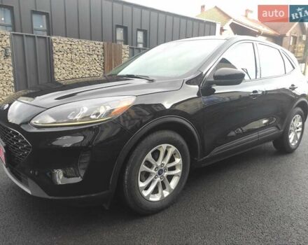 Чорний Форд Ескейп, об'ємом двигуна 1.5 л та пробігом 98 тис. км за 15900 $, фото 1 на Automoto.ua