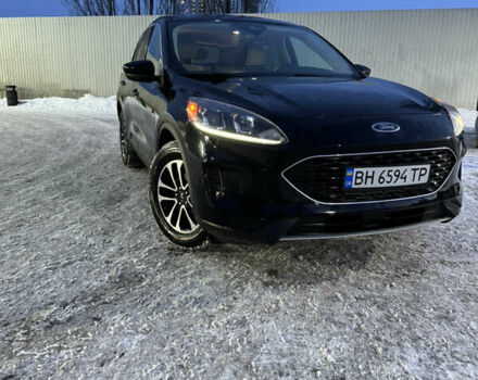 Черный Форд Эскейп, объемом двигателя 1.5 л и пробегом 64 тыс. км за 14290 $, фото 1 на Automoto.ua