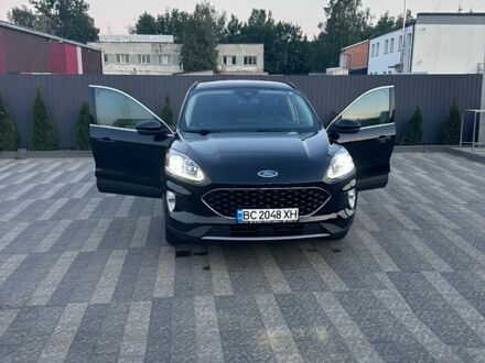 Черный Форд Эскейп, объемом двигателя 2 л и пробегом 127 тыс. км за 15100 $, фото 1 на Automoto.ua