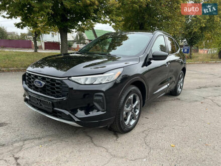 Чорний Форд Ескейп, об'ємом двигуна 1.5 л та пробігом 10 тис. км за 23900 $, фото 1 на Automoto.ua