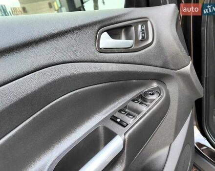 Коричневий Форд Ескейп, об'ємом двигуна 1.6 л та пробігом 212 тис. км за 8490 $, фото 36 на Automoto.ua