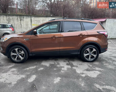 Коричневый Форд Эскейп, объемом двигателя 2 л и пробегом 118 тыс. км за 15900 $, фото 1 на Automoto.ua