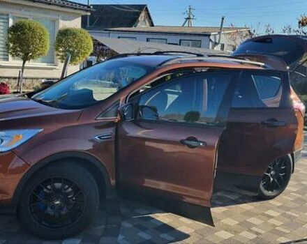 Коричневый Форд Эскейп, объемом двигателя 2.49 л и пробегом 260 тыс. км за 15300 $, фото 1 на Automoto.ua