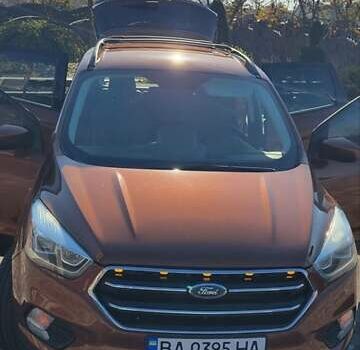 Коричневый Форд Эскейп, объемом двигателя 2.49 л и пробегом 260 тыс. км за 15300 $, фото 15 на Automoto.ua