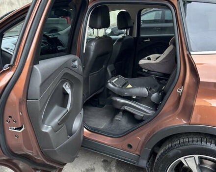 Коричневый Форд Эскейп, объемом двигателя 2 л и пробегом 118 тыс. км за 15900 $, фото 11 на Automoto.ua