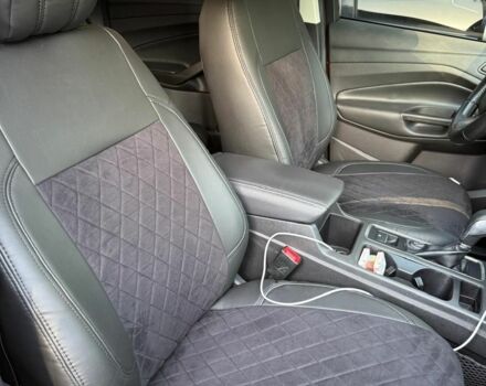 Коричневый Форд Эскейп, объемом двигателя 2.5 л и пробегом 167 тыс. км за 14999 $, фото 2 на Automoto.ua