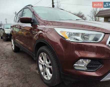 Коричневый Форд Эскейп, объемом двигателя 1.5 л и пробегом 210 тыс. км за 13200 $, фото 1 на Automoto.ua