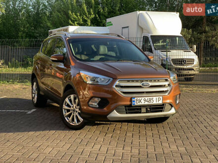 Форд Эскейп 2016 в Ровно на Automoto.ua Коричневый Форд Эскейп, объемом двигателя 2 л и пробегом 113 тыс. км за 15100 $, фото 1 на Automoto.ua