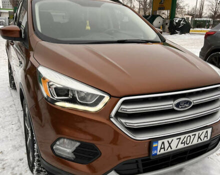 Коричневый Форд Эскейп, объемом двигателя 2 л и пробегом 141 тыс. км за 12500 $, фото 1 на Automoto.ua