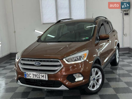 Форд Эскейп 2016 в Трускавце на Automoto.ua Коричневый Форд Эскейп, объемом двигателя 2 л и пробегом 123 тыс. км за 12999 $, фото 1 на Automoto.ua