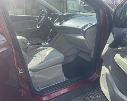 Красный Форд Эскейп, объемом двигателя 1.6 л и пробегом 129 тыс. км за 11000 $, фото 8 на Automoto.ua