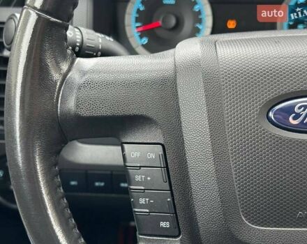 Красный Форд Эскейп, объемом двигателя 2.97 л и пробегом 224 тыс. км за 7990 $, фото 25 на Automoto.ua