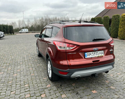 Красный Форд Эскейп, объемом двигателя 2 л и пробегом 206 тыс. км за 9500 $, фото 17 на Automoto.ua
