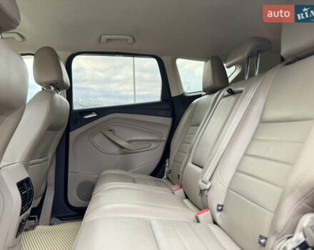 Червоний Форд Ескейп, об'ємом двигуна 2 л та пробігом 240 тис. км за 10500 $, фото 14 на Automoto.ua