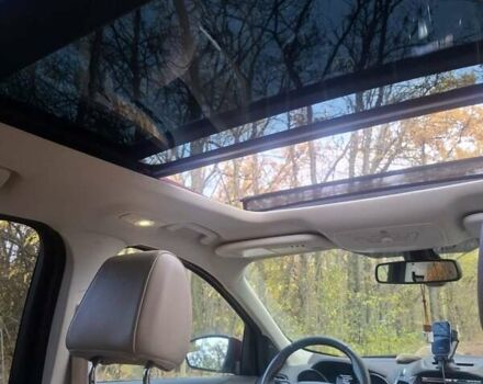 Красный Форд Эскейп, объемом двигателя 2 л и пробегом 118 тыс. км за 12700 $, фото 7 на Automoto.ua