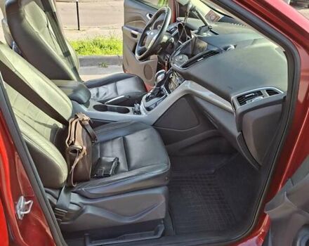 Красный Форд Эскейп, объемом двигателя 2 л и пробегом 228 тыс. км за 10850 $, фото 19 на Automoto.ua