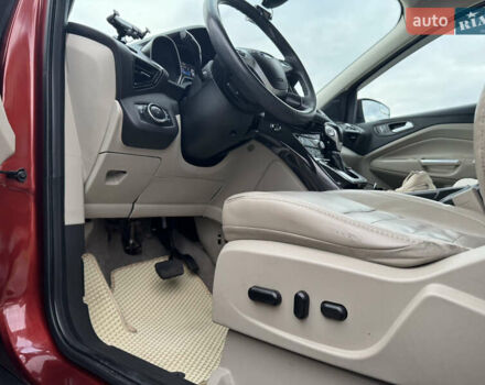 Червоний Форд Ескейп, об'ємом двигуна 2 л та пробігом 240 тис. км за 10500 $, фото 19 на Automoto.ua