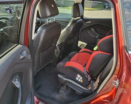 Красный Форд Эскейп, объемом двигателя 2 л и пробегом 228 тыс. км за 10850 $, фото 16 на Automoto.ua