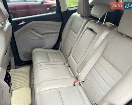 Червоний Форд Ескейп, об'ємом двигуна 2 л та пробігом 240 тис. км за 10500 $, фото 16 на Automoto.ua