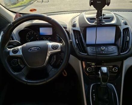 Красный Форд Эскейп, объемом двигателя 2 л и пробегом 228 тыс. км за 10850 $, фото 37 на Automoto.ua