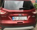 Красный Форд Эскейп, объемом двигателя 1.6 л и пробегом 284 тыс. км за 10500 $, фото 1 на Automoto.ua