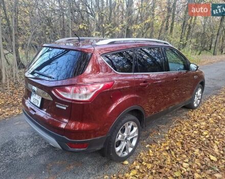 Красный Форд Эскейп, объемом двигателя 2 л и пробегом 118 тыс. км за 12700 $, фото 6 на Automoto.ua