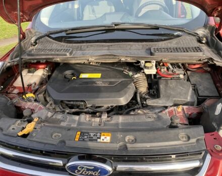 Красный Форд Эскейп, объемом двигателя 1.6 л и пробегом 144 тыс. км за 9000 $, фото 7 на Automoto.ua