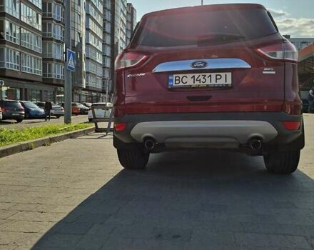 Красный Форд Эскейп, объемом двигателя 2 л и пробегом 228 тыс. км за 10850 $, фото 9 на Automoto.ua