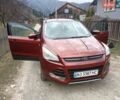 Красный Форд Эскейп, объемом двигателя 2 л и пробегом 175 тыс. км за 8250 $, фото 1 на Automoto.ua