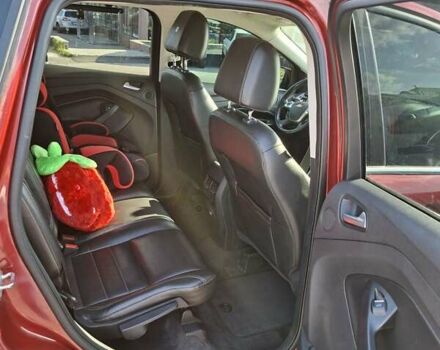 Красный Форд Эскейп, объемом двигателя 2 л и пробегом 228 тыс. км за 10850 $, фото 11 на Automoto.ua