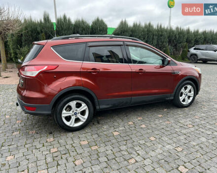 Красный Форд Эскейп, объемом двигателя 2 л и пробегом 206 тыс. км за 9500 $, фото 11 на Automoto.ua