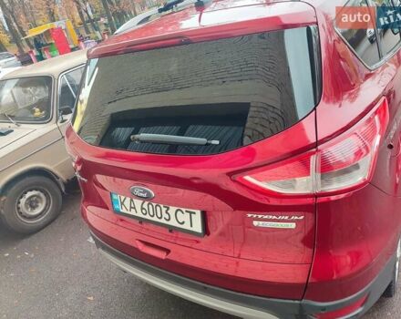 Красный Форд Эскейп, объемом двигателя 2 л и пробегом 178 тыс. км за 10999 $, фото 4 на Automoto.ua