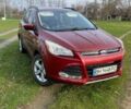 Красный Форд Эскейп, объемом двигателя 1.6 л и пробегом 144 тыс. км за 9000 $, фото 1 на Automoto.ua