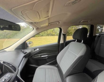 Красный Форд Эскейп, объемом двигателя 1.6 л и пробегом 86 тыс. км за 9200 $, фото 8 на Automoto.ua