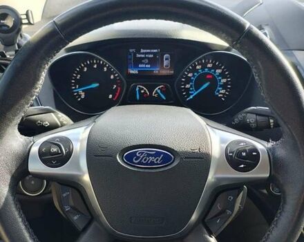 Красный Форд Эскейп, объемом двигателя 2 л и пробегом 159 тыс. км за 14950 $, фото 15 на Automoto.ua