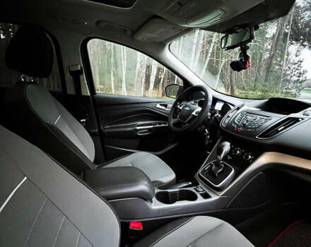 Червоний Форд Ескейп, об'ємом двигуна 2 л та пробігом 160 тис. км за 11250 $, фото 13 на Automoto.ua