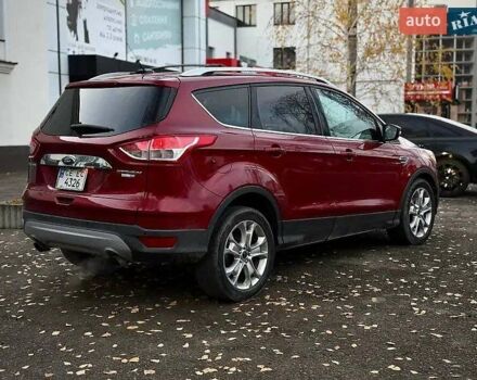Красный Форд Эскейп, объемом двигателя 2 л и пробегом 127 тыс. км за 13200 $, фото 5 на Automoto.ua