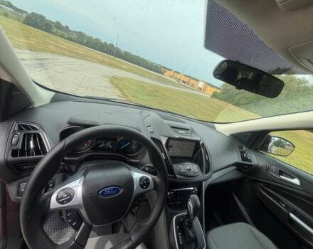 Красный Форд Эскейп, объемом двигателя 1.6 л и пробегом 86 тыс. км за 9200 $, фото 7 на Automoto.ua