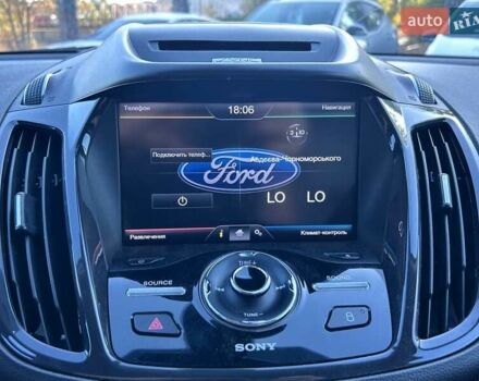 Красный Форд Эскейп, объемом двигателя 1.6 л и пробегом 144 тыс. км за 11700 $, фото 23 на Automoto.ua