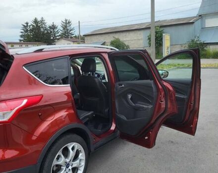 Красный Форд Эскейп, объемом двигателя 2 л и пробегом 59 тыс. км за 13000 $, фото 16 на Automoto.ua