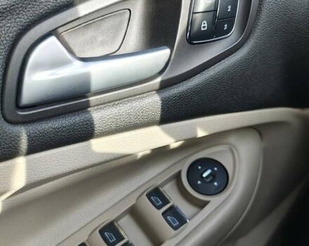 Красный Форд Эскейп, объемом двигателя 2 л и пробегом 159 тыс. км за 14950 $, фото 14 на Automoto.ua