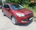 Красный Форд Эскейп, объемом двигателя 2 л и пробегом 98 тыс. км за 11400 $, фото 1 на Automoto.ua