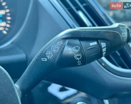 Красный Форд Эскейп, объемом двигателя 1.6 л и пробегом 144 тыс. км за 11700 $, фото 19 на Automoto.ua