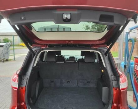 Красный Форд Эскейп, объемом двигателя 2 л и пробегом 59 тыс. км за 13000 $, фото 18 на Automoto.ua