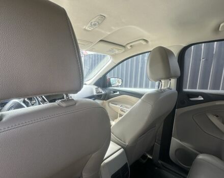 Червоний Форд Ескейп, об'ємом двигуна 1.6 л та пробігом 200 тис. км за 12400 $, фото 5 на Automoto.ua