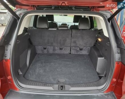 Красный Форд Эскейп, объемом двигателя 2 л и пробегом 59 тыс. км за 13000 $, фото 15 на Automoto.ua