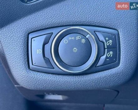 Красный Форд Эскейп, объемом двигателя 1.6 л и пробегом 144 тыс. км за 11700 $, фото 16 на Automoto.ua