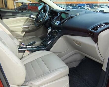 Красный Форд Эскейп, объемом двигателя 2 л и пробегом 159 тыс. км за 14950 $, фото 18 на Automoto.ua