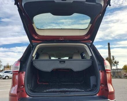 Красный Форд Эскейп, объемом двигателя 2 л и пробегом 159 тыс. км за 14950 $, фото 6 на Automoto.ua